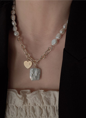 PixieMarket欧美复古轻奢高级巴洛克珍珠爱心项链女锁骨链毛衣链