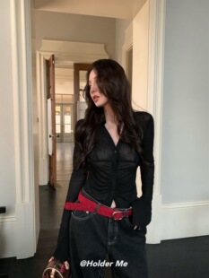 修身 纯色polo领纽扣V领针织衫 长袖 上衣女5687 2026春季 HOLDER