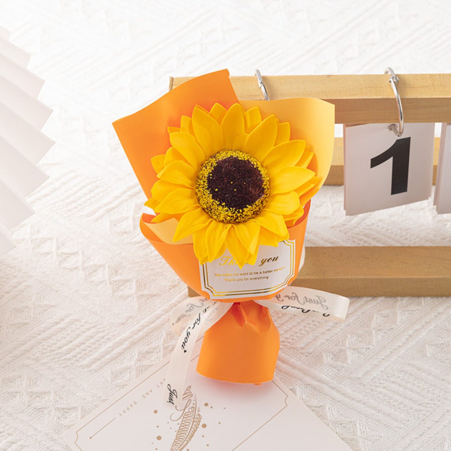 创意节庆向日葵香皂花干花仿真小花束永生花礼盒装饰迷你礼品