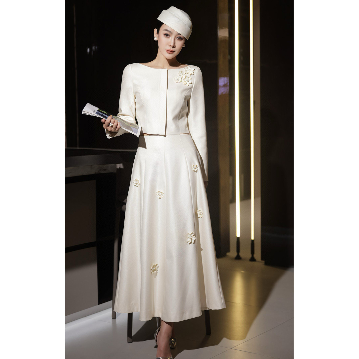 法式优雅风立体花朵套装女高级感长袖短外套半身裙名媛气质两件套