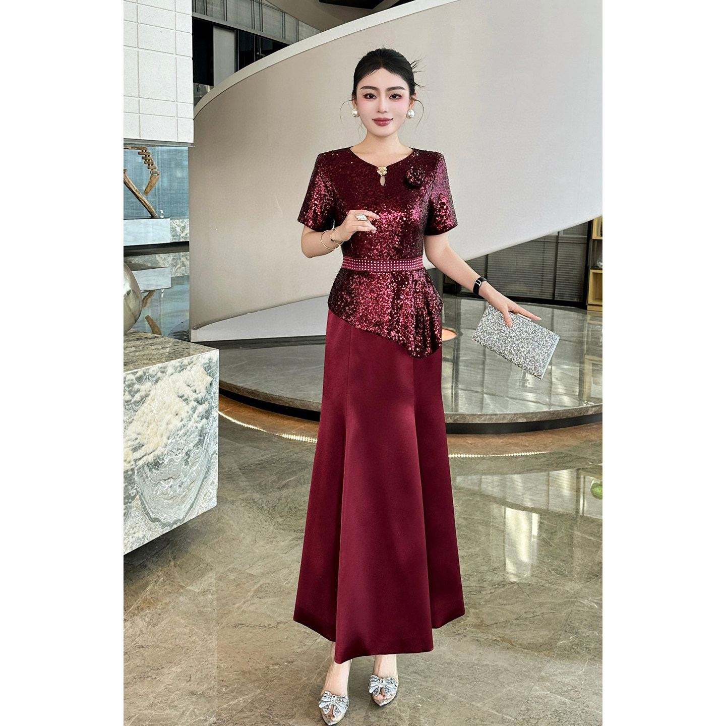 亮片优雅假两件长款妈妈礼服图片