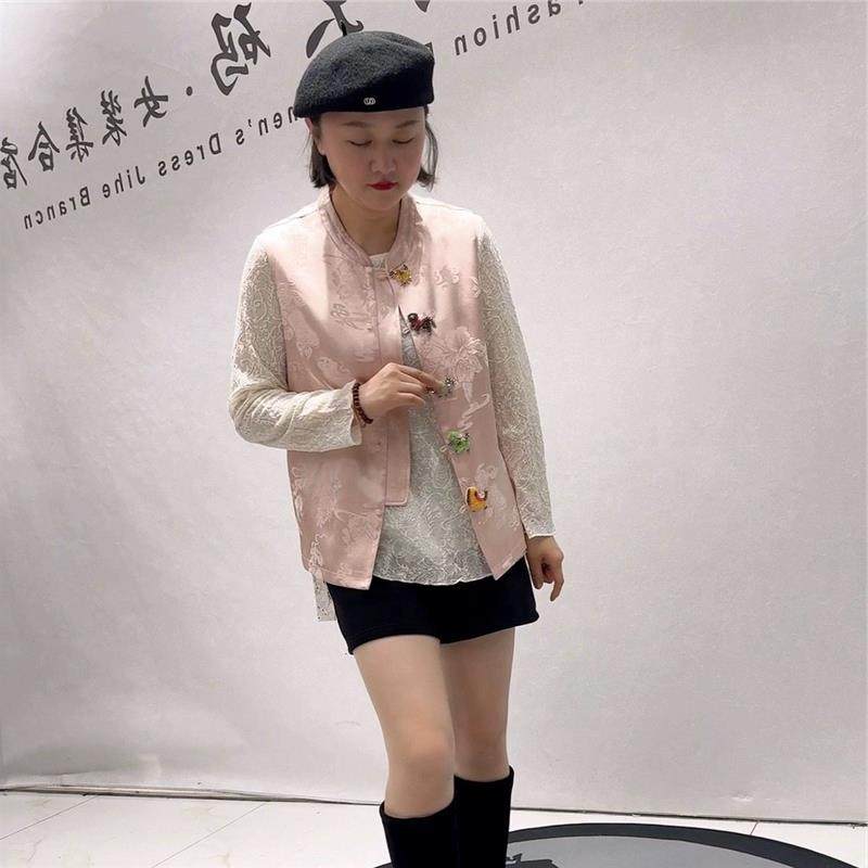 2026春装新款女权贵族胖mm上衣1615国风马夹大码女装200斤开衫潮