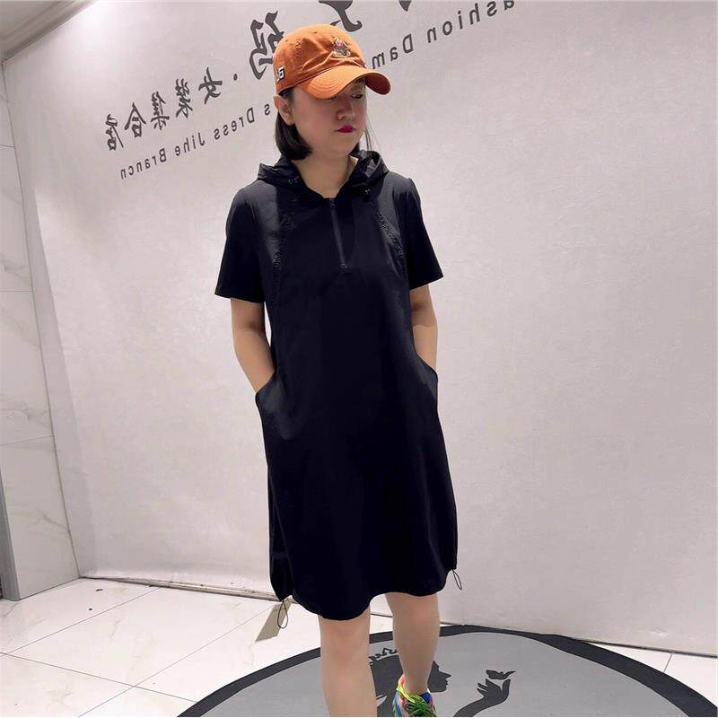 女权贵族裙2026夏装新款3653连帽连衣裙大码女装加肥加大休闲裙