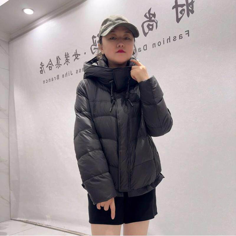2026冬季新款开衫9682木耳边设计可抽绳简约外套大码女装羽绒服