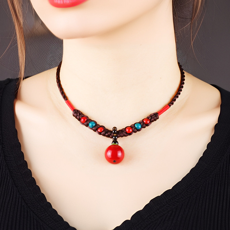 设计感短款锁骨链复古文艺民族风百搭红色吊坠棉麻装饰品项链女士