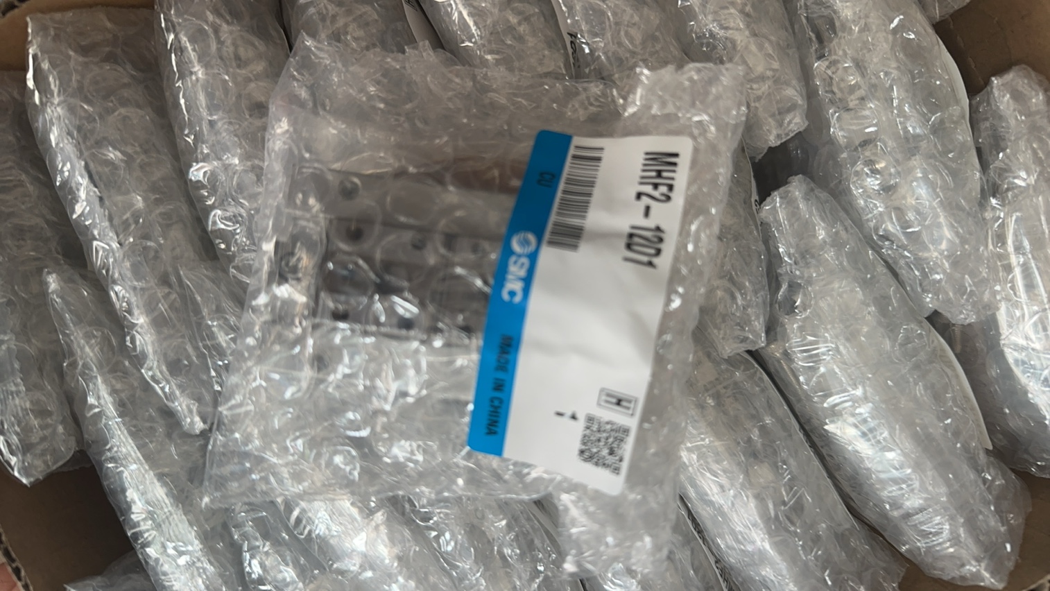 SMC 原装正品气缸 MHF2-12D1 MHF2-12D1R现货 特价出售