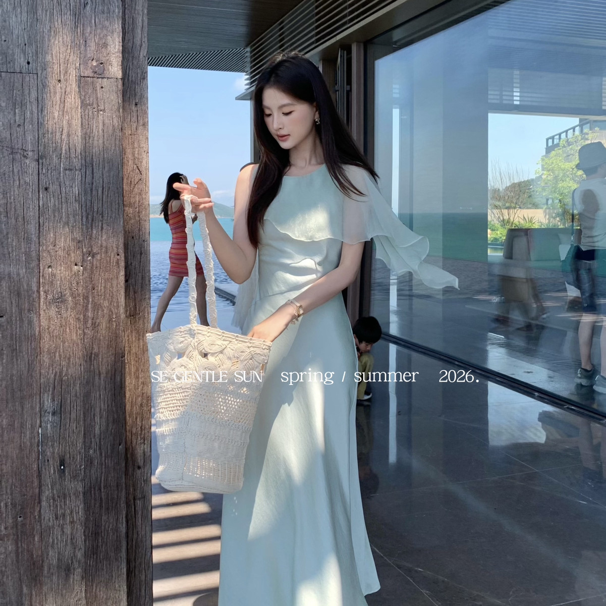 SE GENTLE SUN-SE白标白月光太美了～缎面拼纱斜裁显瘦连衣裙