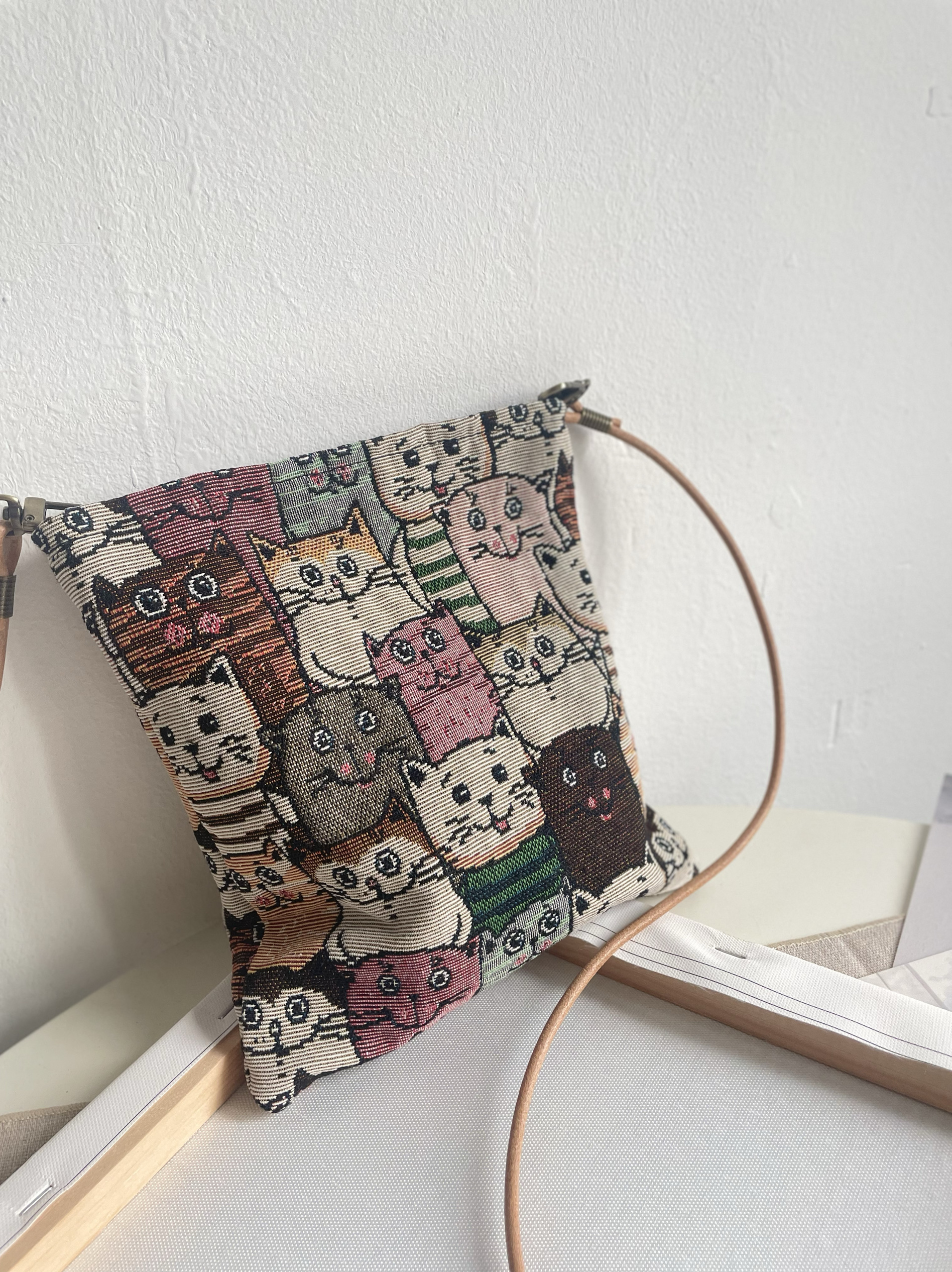 猫咪小斜挎包可爱手机包