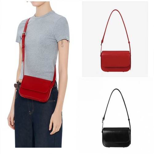韩国潮牌红色亮面单肩斜挎包