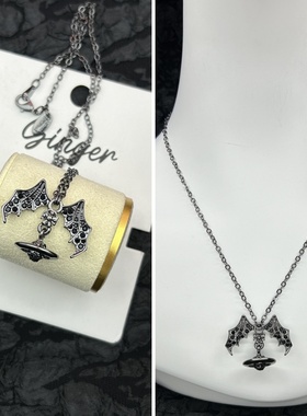 xi太后老版本黑色蝙蝠立体锁骨链