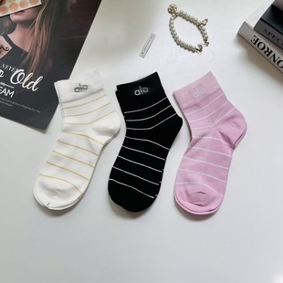欧货ALO黑白新款 袜子百搭女阿罗条纹字母堆堆中筒ins简约纯棉袜子