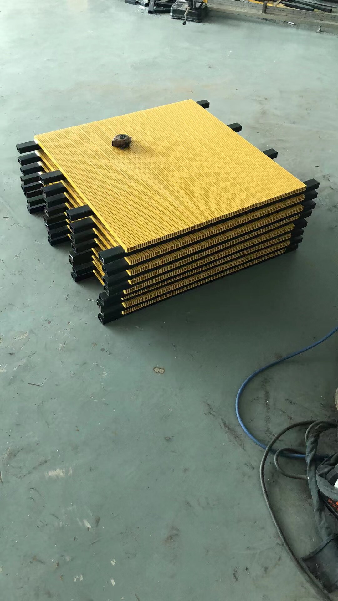 PVC轨道板底片柜配套轨道隔板插槽菲林柜PVC材质可插菲林袋可定做