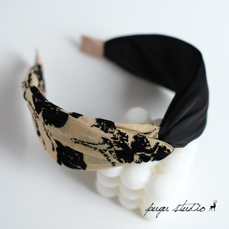 《馥郁浪漫》原创小众拼色高级感植绒黑色交叉发箍洗脸头箍发饰,饰品/流行首饰/时尚饰品新,发饰,淘宝优惠券,粉丝福利购,淘宝优惠卷