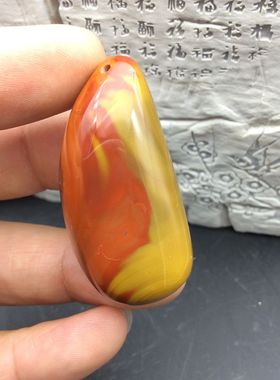 天然战国红玛瑙水滴吊坠