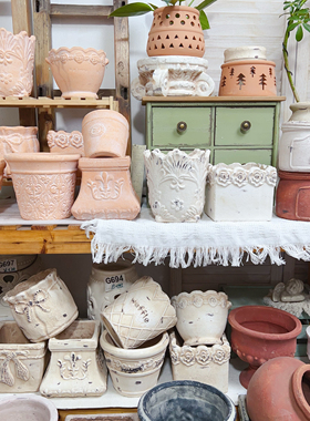 粗陶花盆复古做旧浮雕透气手工手压陶泥透气绿植盆栽高脚陶土盆