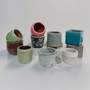 外贸出口孤品复古做旧手压粗陶小花盆一物一拍透气拇指多肉红陶盆