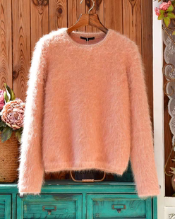 软糯温暖毛茸茸安哥拉长兔毛毛衣女 秋冬保暖百搭圆领针织套头衫