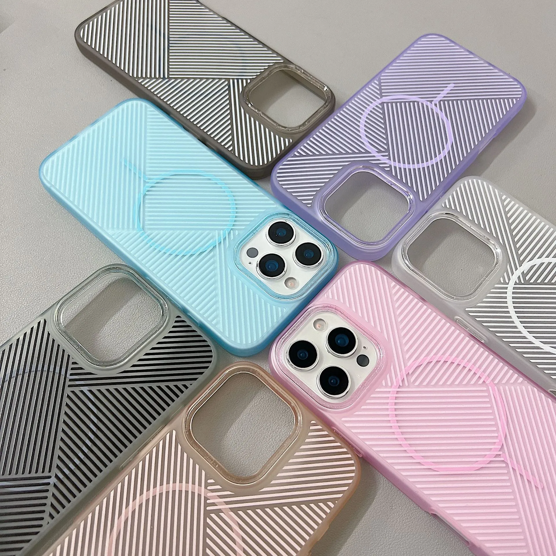 适用iPhone17拼接条纹细圈磁吸手机壳苹果16PROMAX磨砂防摔保护套