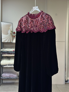 （夜雨）琳烺红标了然2025秋冬重工订珠宽松气质真丝绒显瘦连衣裙