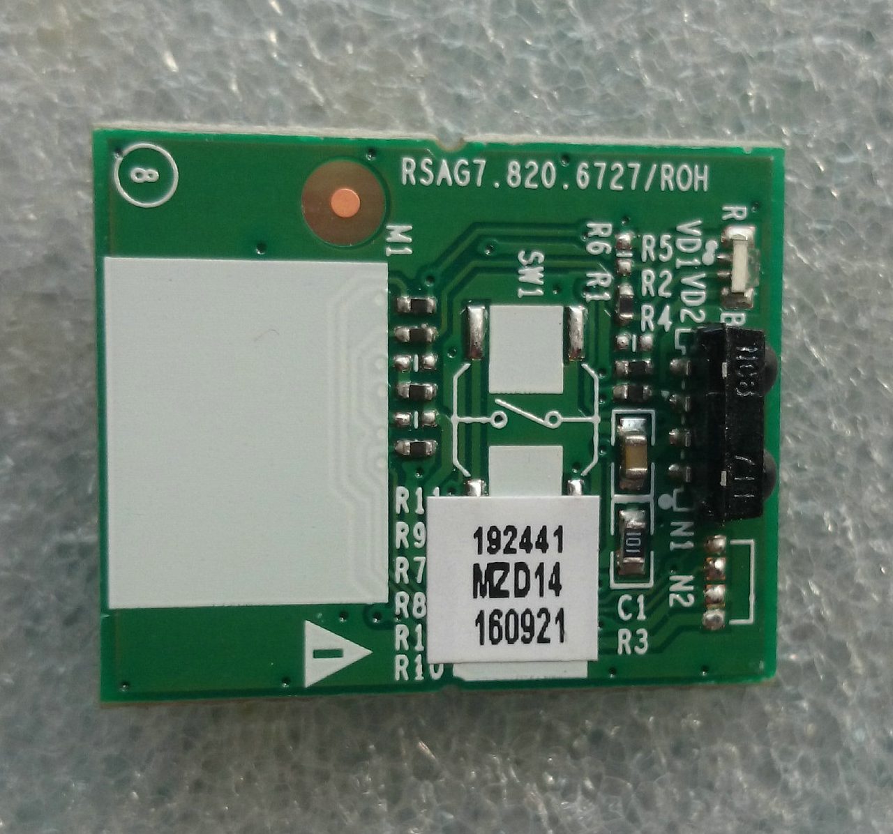 海信LED43K3100接收头 按键  RSAG7.820.6727