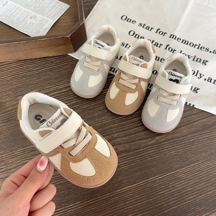男宝宝鞋子秋冬加绒女小童板鞋婴幼儿鞋子软底学步鞋德训运动鞋