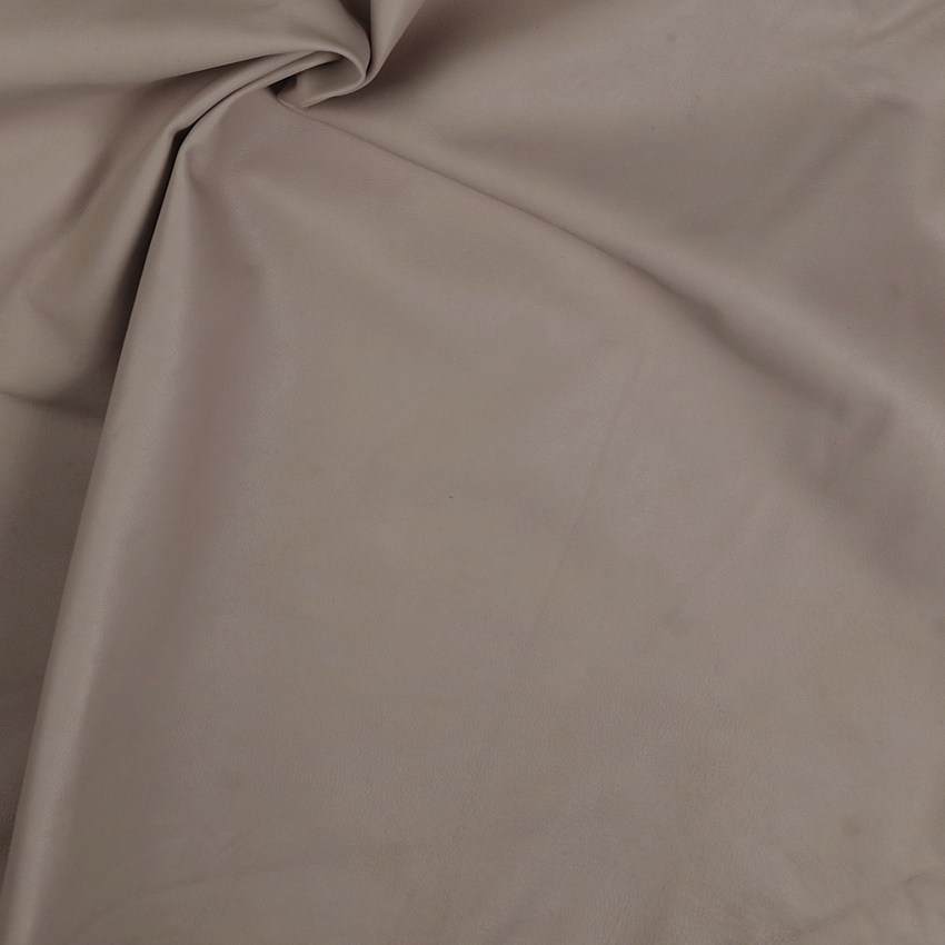 淡粉色软绵羊皮 皮衣服装用真皮皮料 库存服装革低价处理