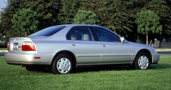 高品质96~97款Accord CD4\CD5\雅阁改装轻量化尾盖\尾箱盖