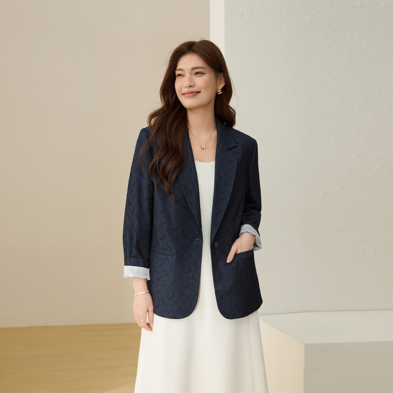 【肌理感藏蓝色西装外套】纤莉秀大码女装时髦外搭胖mm2026春新款,女装/女士精品,常规大码外套,淘宝优惠券,粉丝福利购,淘宝优惠卷