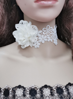 蕾丝白色镂空透气花朵