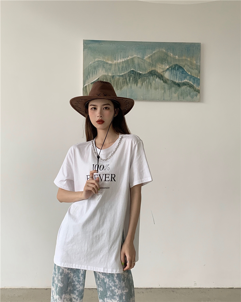 Real price ~ New Korean printed Necklace T-shirt