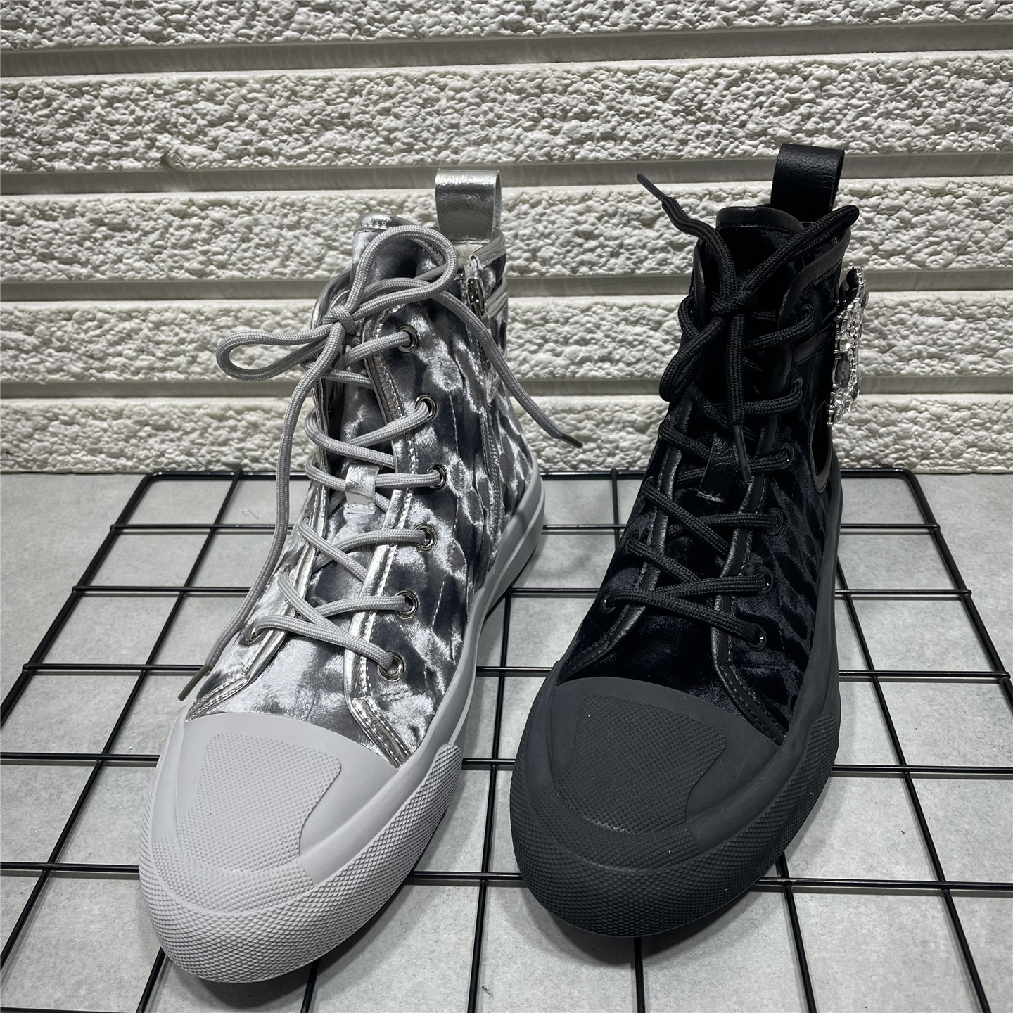 断码清仓处理秋冬新款侧拉链金丝绒水钻高帮板鞋休闲百搭软底女鞋