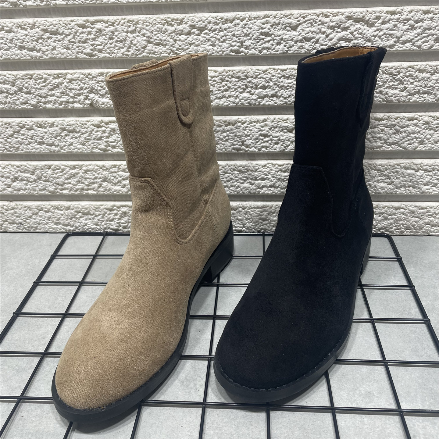 复古圆头粗跟加绒短靴女