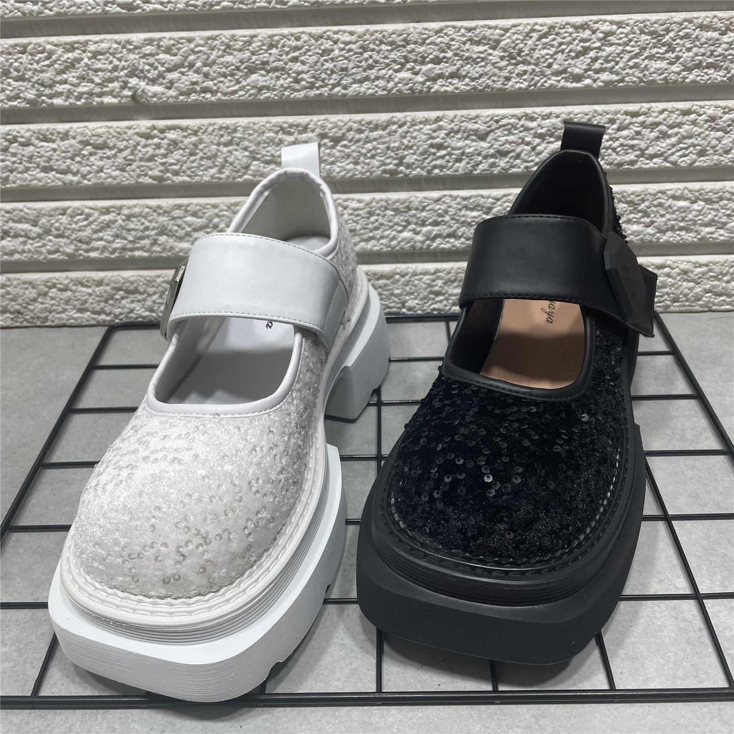 小皮鞋配裙子厚底春秋单鞋