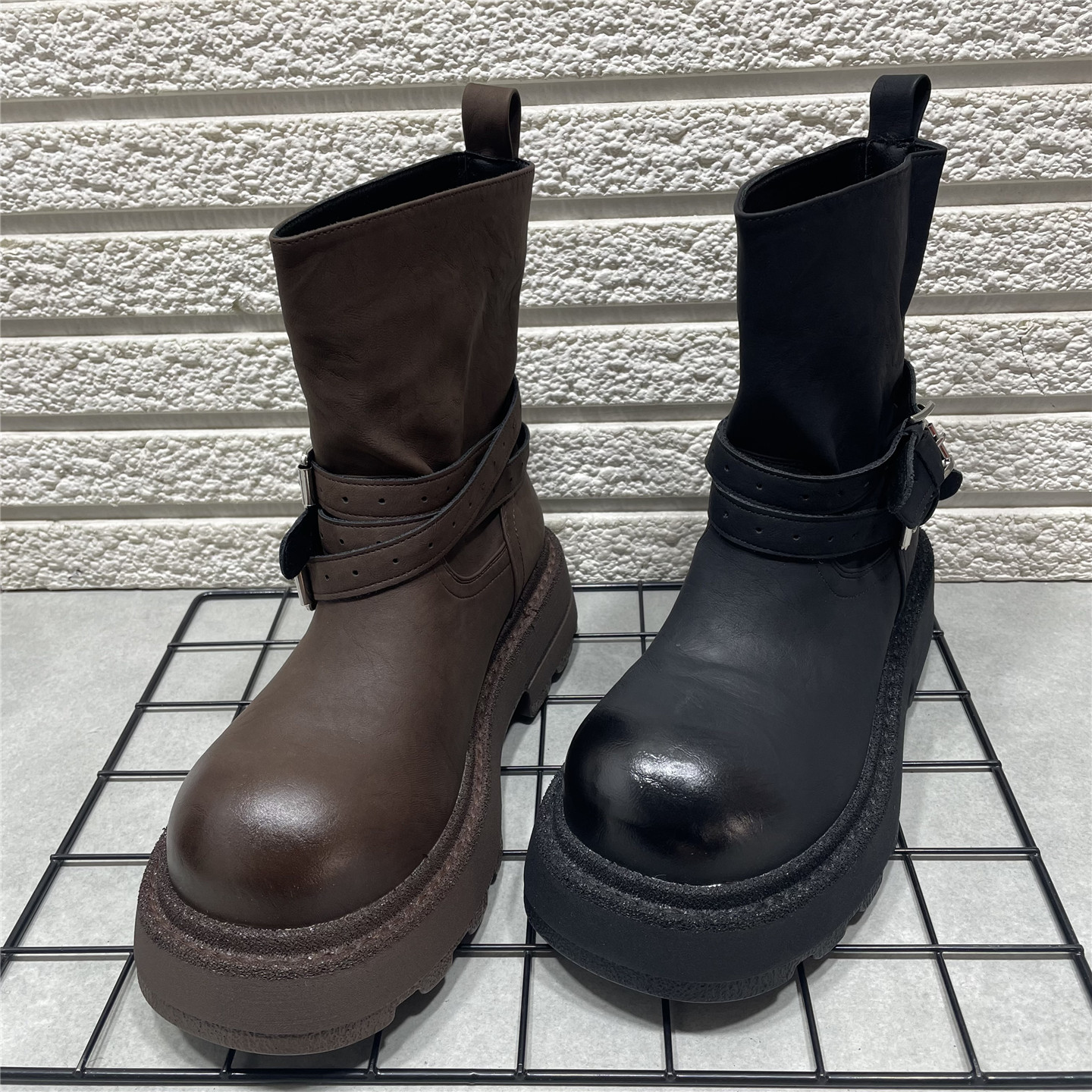 断码处理厚底增高朋克风机车靴女