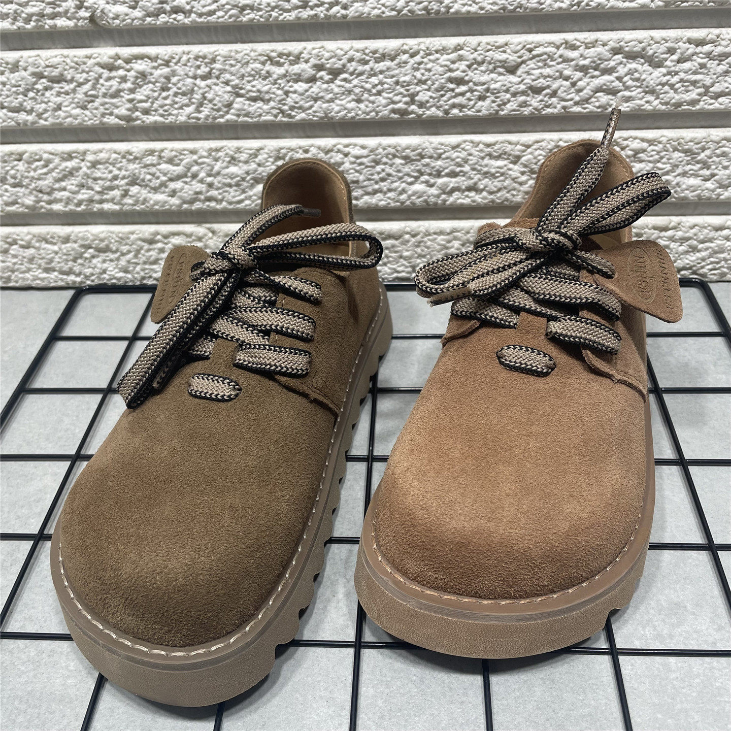 断码处理复古真皮勃肯鞋女2026新款时尚百搭系带防滑单鞋吐司鞋潮