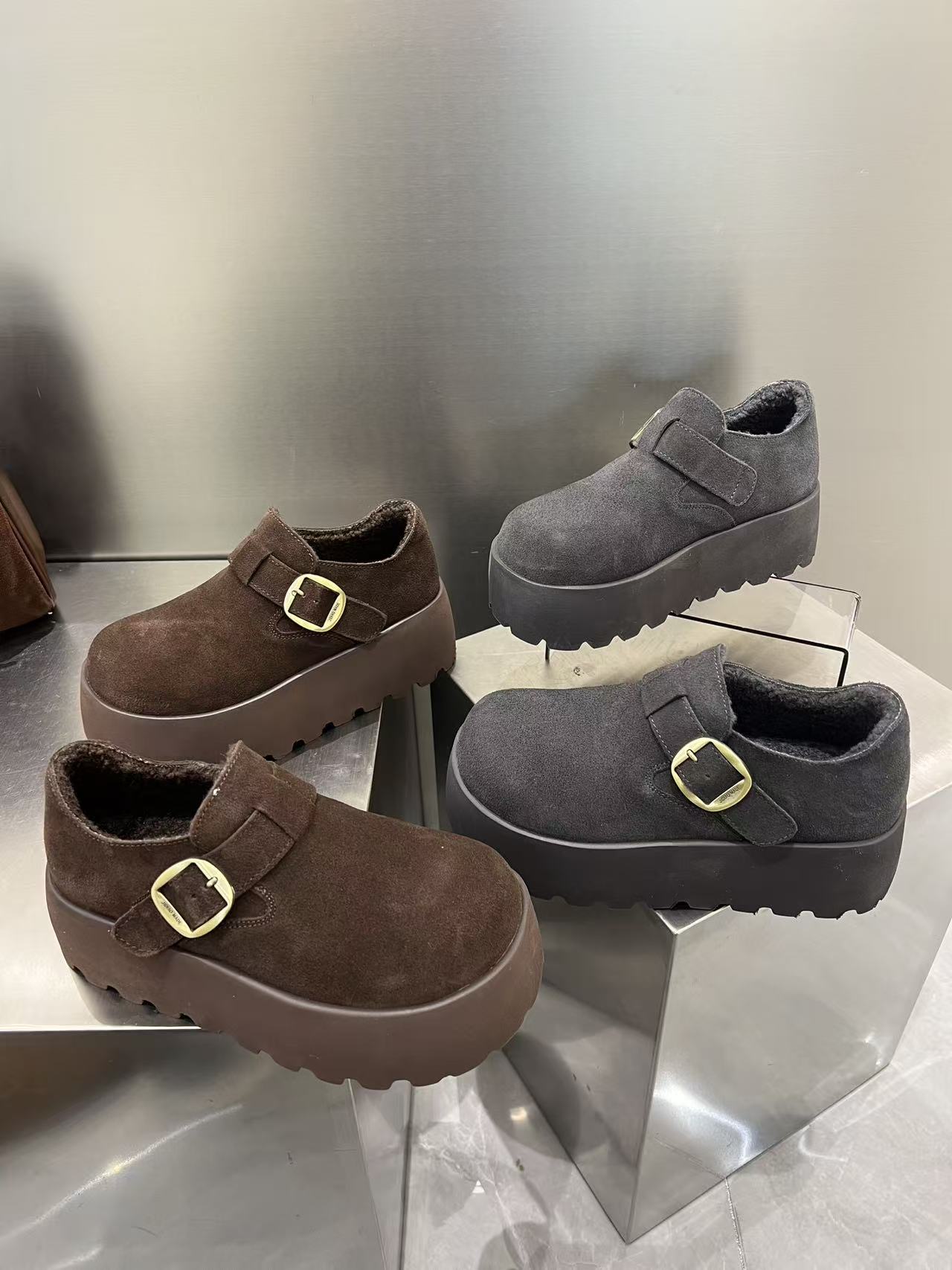 乐萱～厚底加棉勃肯鞋实体店同售2025新款时尚休闲舒适加绒