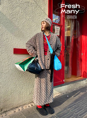 限量9套～满满法式浪漫情怀 绝美立体浮雕玫瑰毛绒绒外套半裙套装