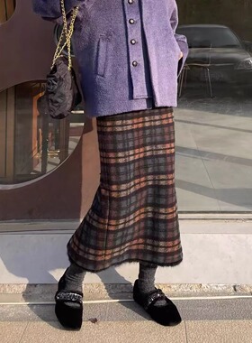 私藏系列绝美氛围感立体水貂毛呢半裙小众百搭洋气时髦秋冬直筒裙