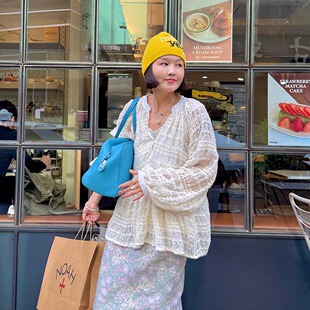 地中海南法蕾丝浮雕艺术白色衬衫敲显瘦垂感清薄娃娃衫2025新款夏