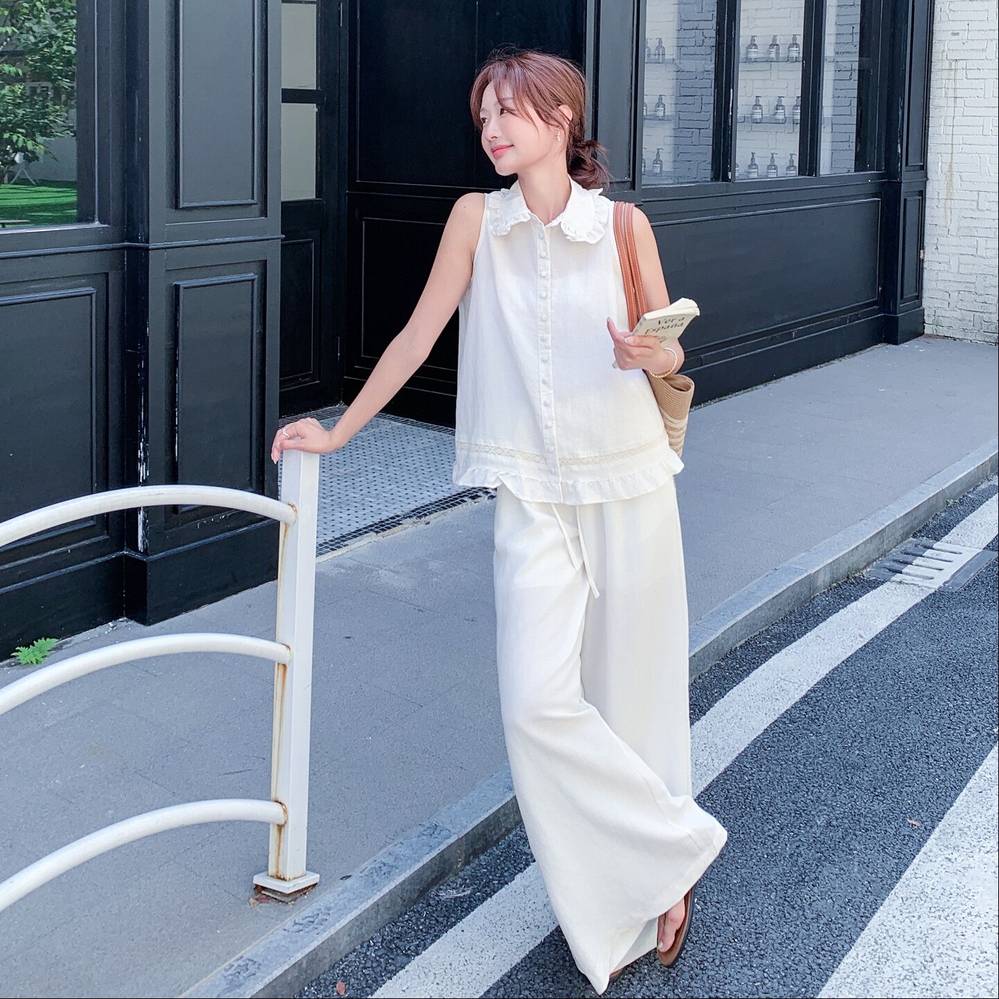 【新款现货】白色无袖休闲阔腿裤两件套2B130-8168-P175-K278，女装套装/套裙，浙宝296A