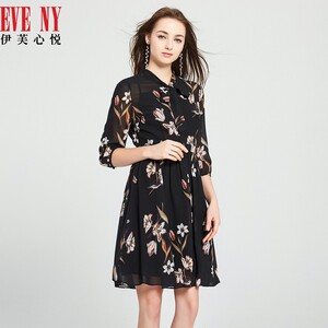 EVENY伊芙心悦春夏季印花高腰A摆蝴蝶结系带七分袖连衣裙