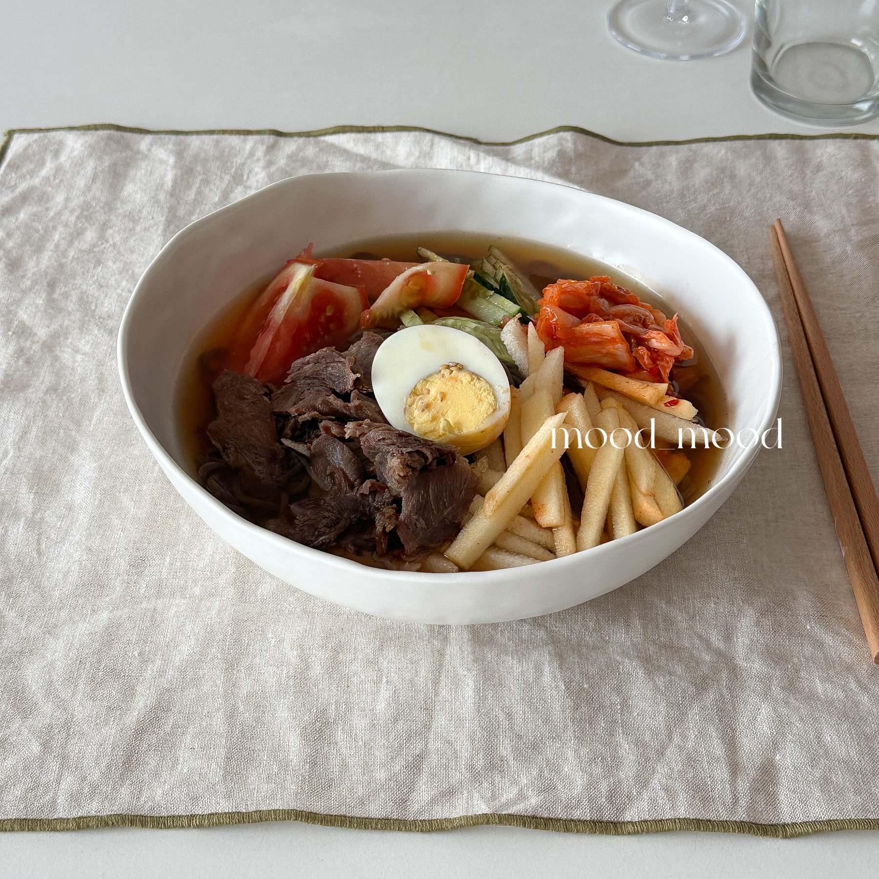 moodboard 手捏雾面白船碗 高级感汤碗拌饭菜碗沙拉西餐陶瓷8寸