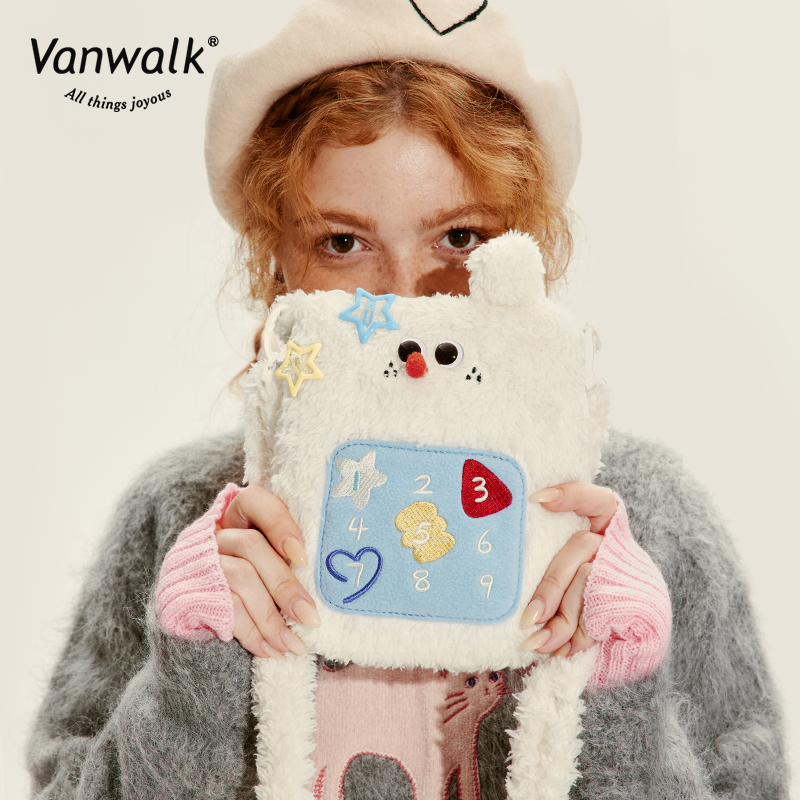 系列小方包毛绒VANWALK