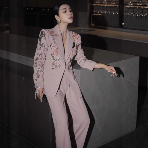 轻奢重工立体刺绣修身女西服套装