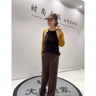 女权6577秋冬新款加肥加大码女装胖妹妹减龄蕾丝拼接打底小衫
