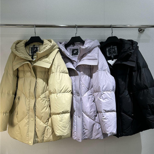 Y8032胖淼淼2025冬新款大码女装显瘦遮肉羽绒服时尚减龄百搭鸭绒