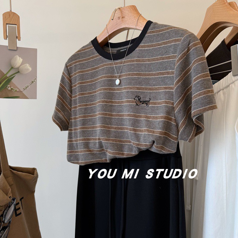 自留小狗印花复古休闲条纹短袖T图片