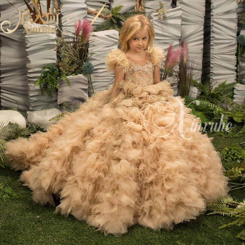 欣入荷女童演出奢华公主裙拖尾