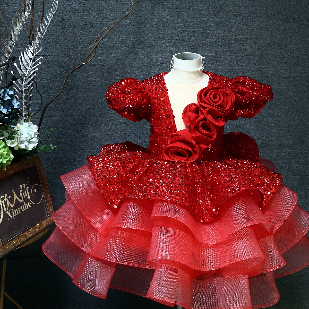 女童生日礼服裙红色蓬蓬裙