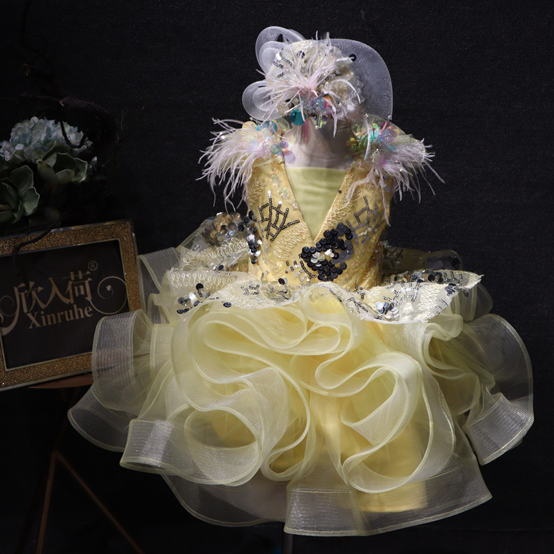 短款黄色洛丽塔亮片羽毛主持礼服